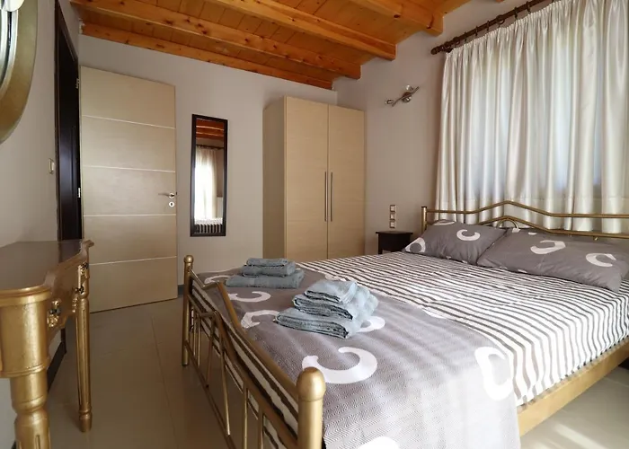 Апартаменты Theonymfi Luxury *