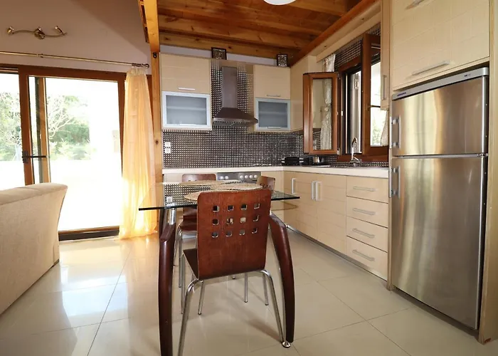 Theonymfi Luxury Апартаменты Doukades