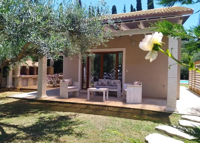 Апартаменты Theonymfi Luxury *