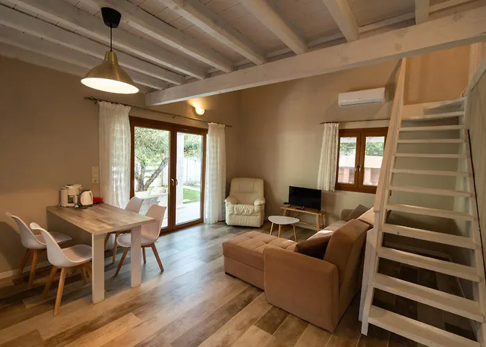 Theonymfi Luxury Апартаменты Doukades