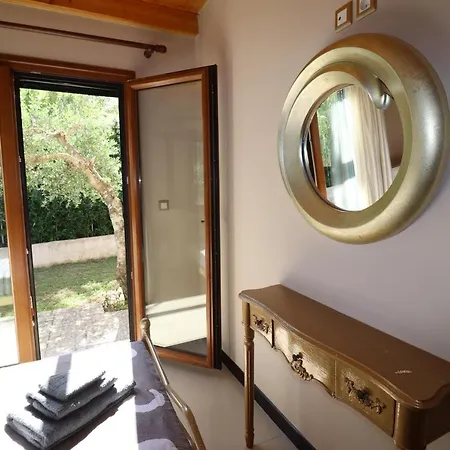 Theonymfi Luxury Apartment *