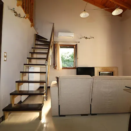 Theonymfi Luxury Apartment