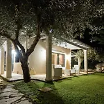 Theonymfi Luxury Apartment