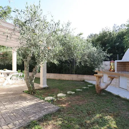 Apartment Theonymfi Luxury Doukades