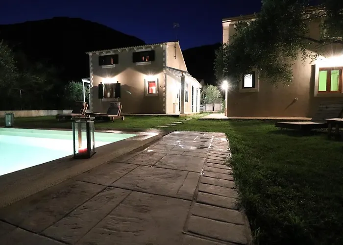Appartamento Theonymfi Luxury